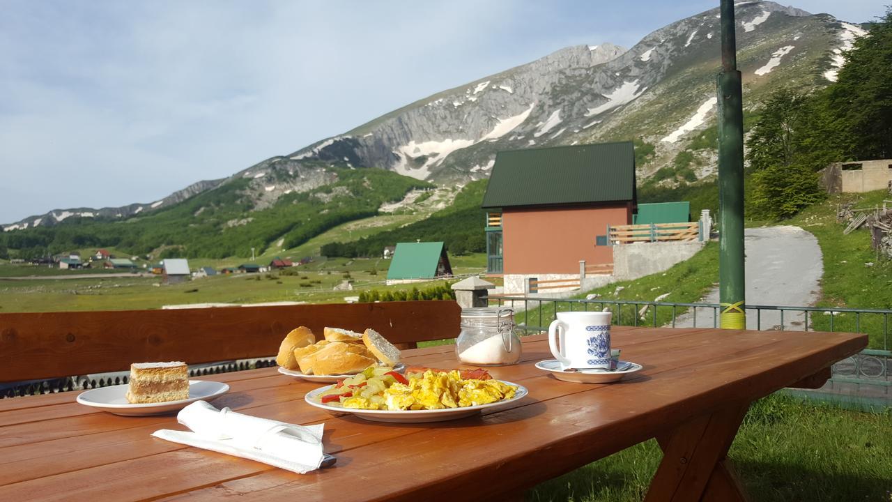 Guest House Tiha Noc 자블야크 외부 사진